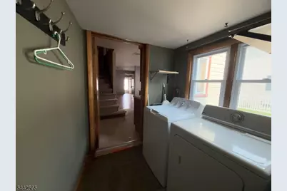 209 N 16th St, Kenilworth, NJ 07033 - Photo 10