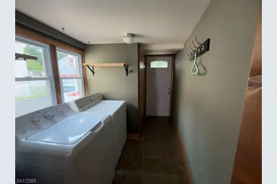 209 N 16th St, Kenilworth, NJ 07033 - Photo 8