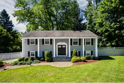 2 Arrowhead Dr, Washington Township, NJ 07853 - Photo 1