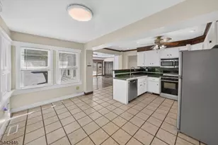 20 Kline Blvd, Readington, NJ 08889 - Photo 10
