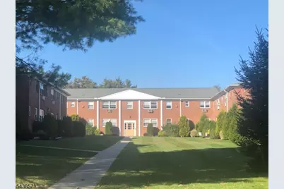 32 Knox Ter #1B, Wayne, NJ 07470 - Photo 1