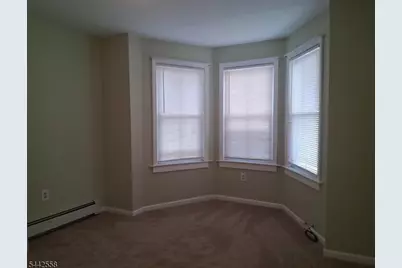 58 Thompson St, Raritan, NJ 08869 - Photo 14