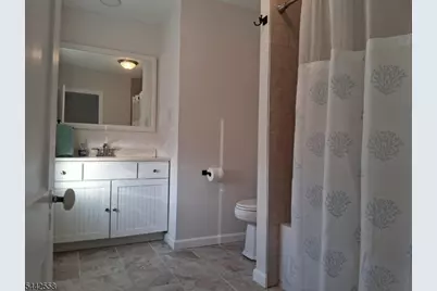 58 Thompson St, Raritan, NJ 08869 - Photo 10