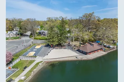 393 Lakeview Ave, Ringwood, NJ 07456 - Photo 48