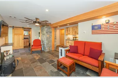 393 Lakeview Ave, Ringwood, NJ 07456 - Photo 32