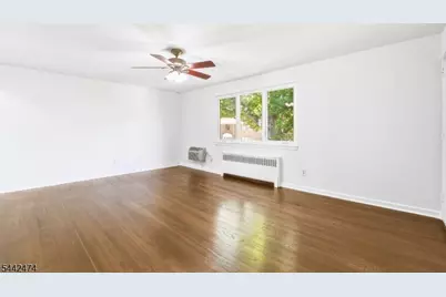 89D Troy Dr, Springfield, NJ 07081 - Photo 2