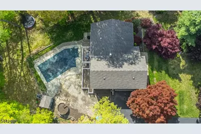 16 Tumbling Brook Rd, Montville Township, NJ 07082 - Photo 42