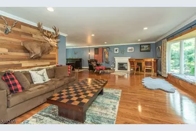 16 Tumbling Brook Rd, Montville Township, NJ 07082 - Photo 10