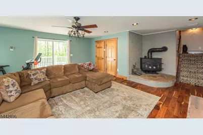 16 Tumbling Brook Rd, Montville Township, NJ 07082 - Photo 24