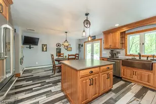16 Tumbling Brook Rd, Montville Township, NJ 07082 - Photo 4
