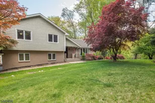 16 Tumbling Brook Rd, Montville Township, NJ 07082 - Photo 48