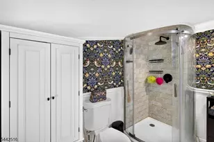 71 Reeve Ave, Bloomingdale, NJ 07403 - Photo 18