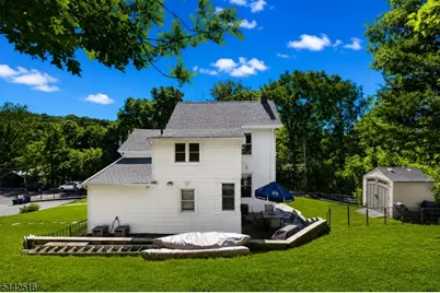 71 Reeve Ave, Bloomingdale, NJ 07403 - Photo 20