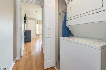 31 Victory Ct, Victory Gardens, NJ 07801 - Photo 16