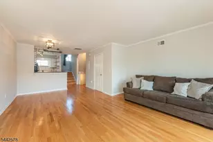 31 Victory Ct, Victory Gardens, NJ 07801 - Photo 4