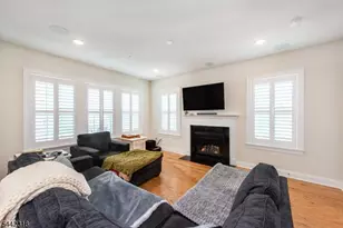 10 Golden Rod Dr, Warren Township, NJ 07059 - Photo 30