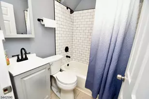 310 Lyman Pl, Plainfield, NJ 07063 - Photo 14