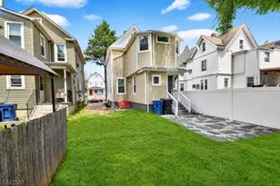 310 Lyman Pl, Plainfield, NJ 07063 - Photo 16