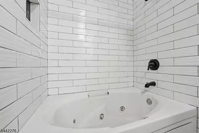 242 The Promenade #242, Edgewater, NJ 07020 - Photo 22
