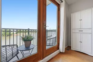 242 The Promenade, Edgewater, NJ 07020 - Photo 18