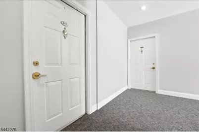 242 The Promenade #242, Edgewater, NJ 07020 - Photo 14