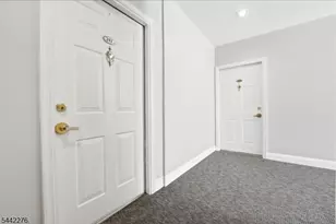 242 The Promenade, Edgewater, NJ 07020 - Photo 14