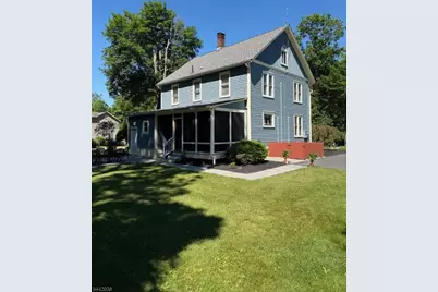 689 Bartley Rd, Mount Olive, NJ 07930 - Photo 4