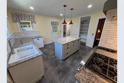 689 Bartley Rd, Mount Olive, NJ 07930 - Photo 12