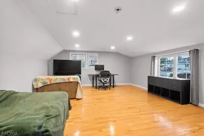 92 Anderson Ave, Totowa, NJ 07512 - Photo 16