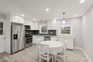 92 Anderson Ave, Totowa, NJ 07512 - Photo 10