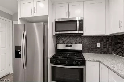92 Anderson Ave, Totowa, NJ 07512 - Photo 12
