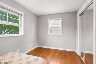 92 Anderson Ave, Totowa, NJ 07512 - Photo 24