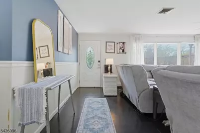 9 Hartung Ave, Riverdale, NJ 07457 - Photo 4
