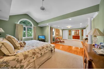 4 Halifax Dr, Marlboro Township, NJ 07751 - Photo 32