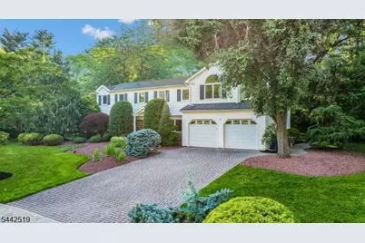 4 Halifax Dr, Marlboro Township, NJ 07751 - Photo 2