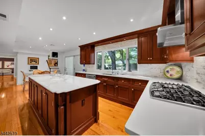 4 Halifax Dr, Marlboro Township, NJ 07751 - Photo 10