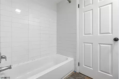 595 Orange St #1, Newark, NJ 07107 - Photo 18