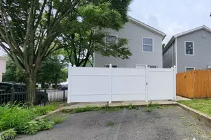 595 Orange St, Newark, NJ 07107 - Photo 10