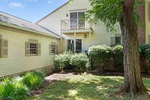 23 Commonwealth Dr, Bernards Township, NJ 07920 - Photo 22