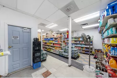 171 3rd St, Elizabeth, NJ 07206 - Photo 8