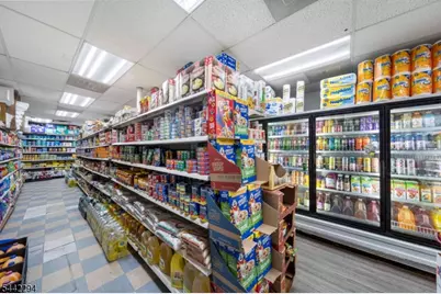 171 3rd St, Elizabeth, NJ 07206 - Photo 4