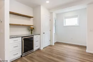 26 N Willow St, Montclair, NJ 07042 - Photo 10