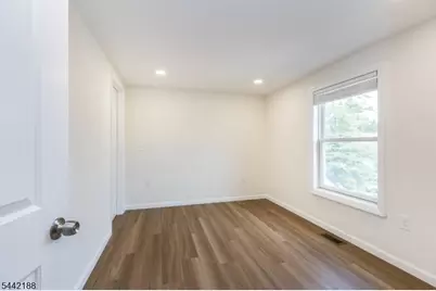 26 N Willow St #2, Montclair, NJ 07042 - Photo 24