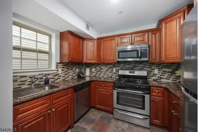 1130 Fairmount Ave #104, Elizabeth, NJ 07201 - Photo 6