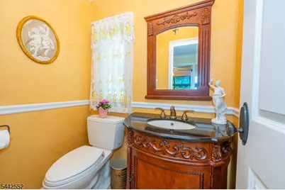 11 Laurel Ln, Hanover Township, NJ 07950 - Photo 20