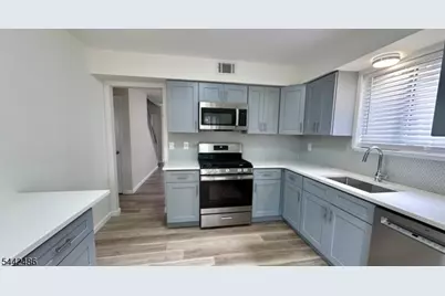 221 Myrtle Ave, Westfield, NJ 07090 - Photo 6