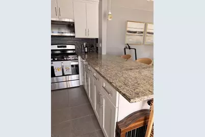 D3 Lily Court, Roselle, NJ 07203 - Photo 8