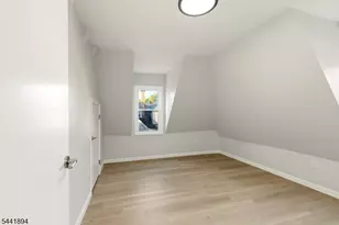 44 Fabyan Pl, Newark, NJ 07108 - Photo 24