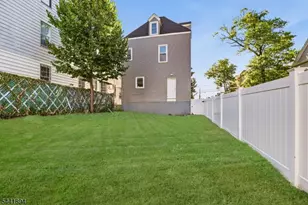 44 Fabyan Pl, Newark, NJ 07108 - Photo 28
