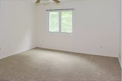 149 Patriots Rd, Parsippany, NJ 07950 - Photo 14